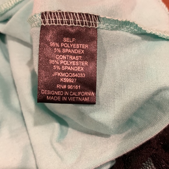 BeBop Lace Dress - Picture 14 of 15